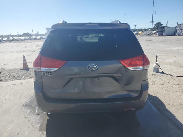 Photo 6 from auction – 2013 TOYOTA SIENNA LE with VIN 5TDKK3DC1DS283181