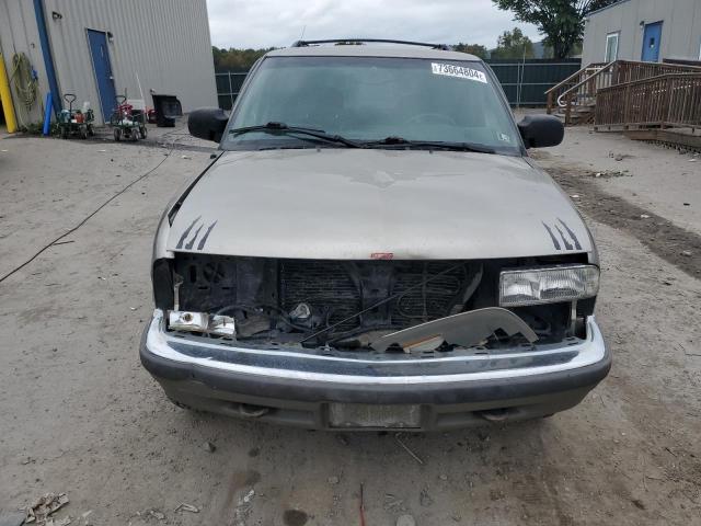 Photo 5 from auction – 2001 CHEVROLET BLAZER with VIN 1GNDT13W812158646