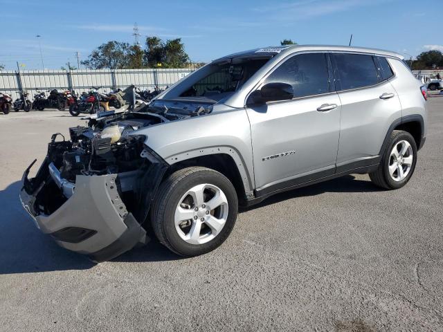 JEEP COMPASS LA 2022 with VIN 3C4NJDBB0NT170023 - Photo from auction