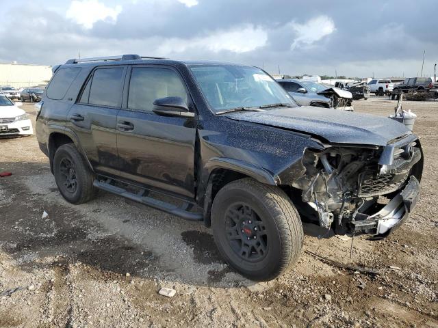 Photo 4 from auction – 2022 TOYOTA 4RUNNER SR with VIN JTEEU5JR4N5276207