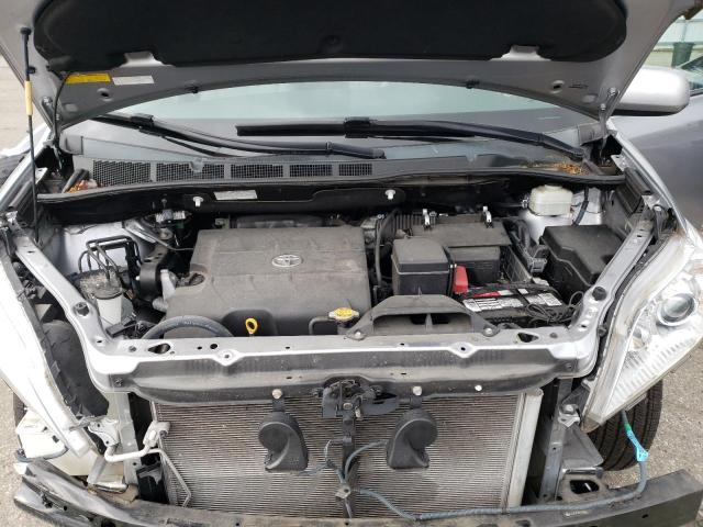 Photo 12 from auction – 2011 TOYOTA SIENNA LE with VIN 5TDJK3DC9BS026813
