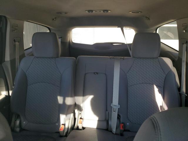 Photo 10 from auction – 2012 CHEVROLET TRAVERSE L with VIN 1GNKRFED8CJ225009