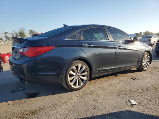 Photo 3 from auction – 2012 HYUNDAI SONATA SE with VIN 5NPEC4AB4CH468342