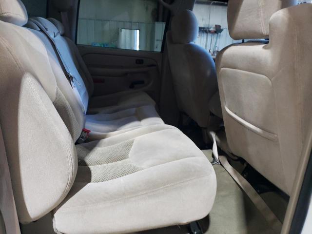 Photo 10 from auction – 2004 CHEVROLET SILVERADO with VIN 2GCEK13T641304892