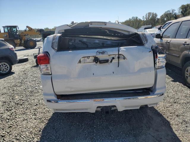 Photo 6 from auction – 2011 TOYOTA 4RUNNER SR with VIN JTEZU5JR8B5025638