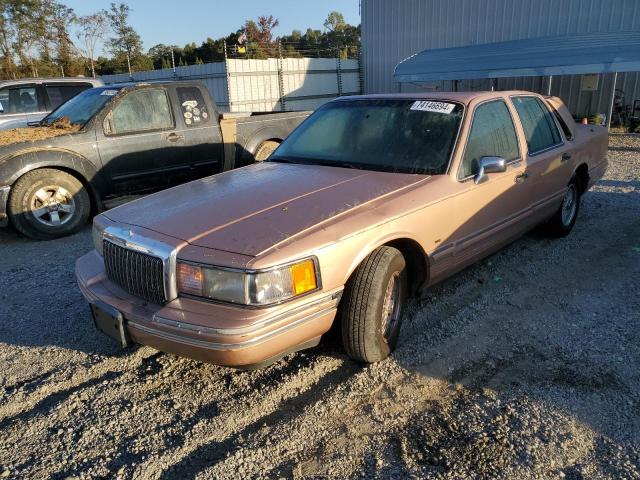 LINCOLN TOWN CAR E 1994 with VIN 1LNLM81W5RY645644 - Photo from auction