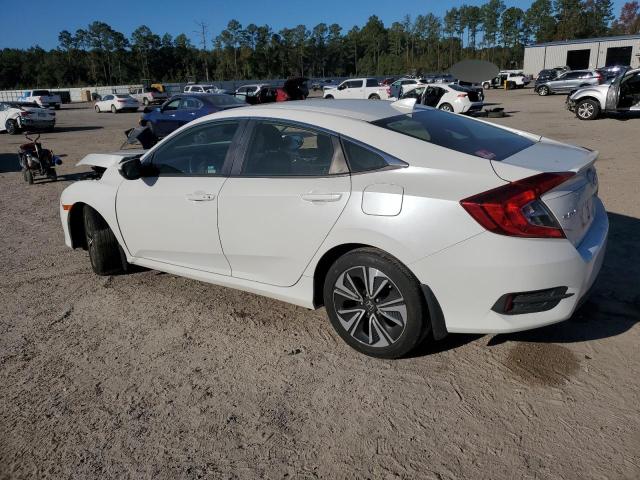 Photo 2 from auction – 2018 HONDA CIVIC EX with VIN JHMFC1F48JX007724