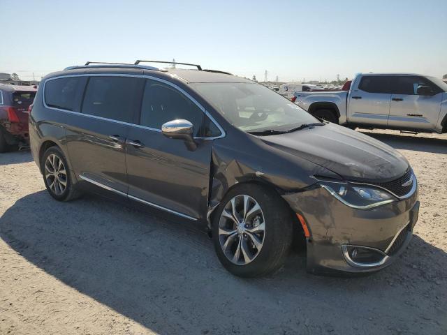 Photo 4 from auction – 2017 CHRYSLER PACIFICA L with VIN 2C4RC1GG4HR607883