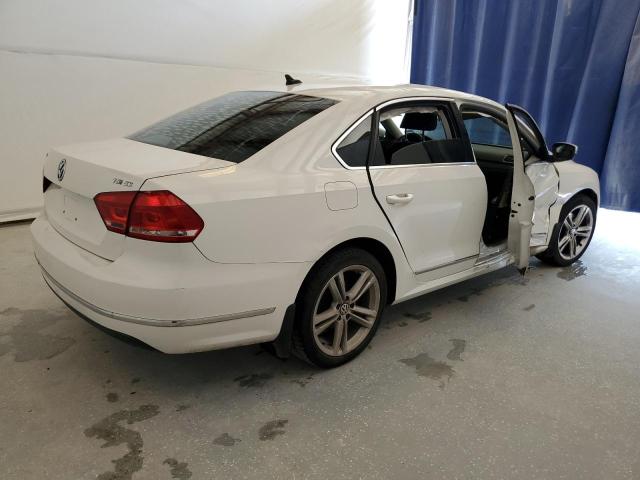 Photo 3 from auction – 2015 VOLKSWAGEN PASSAT SE with VIN 1VWBS7A33FC008148