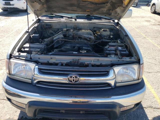 Photo 11 from auction – 2001 TOYOTA 4RUNNER SR with VIN JT3HN86R319050563