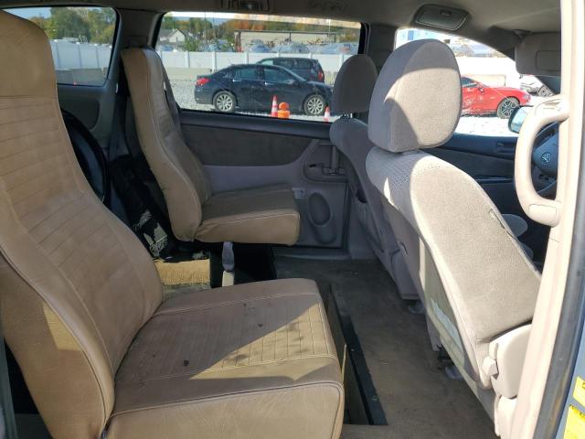 Photo 11 from auction – 2010 TOYOTA SIENNA CE with VIN 5TDKK4CC7AS336288