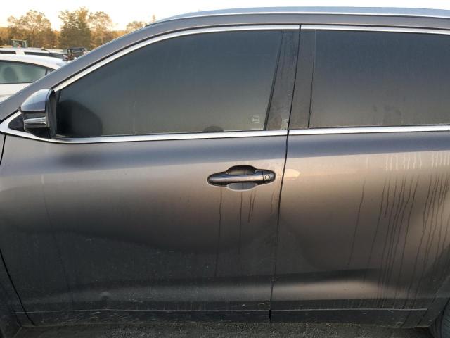 Photo 13 from auction – 2019 TOYOTA HIGHLANDER with VIN 5TDJZRFH0KS596836