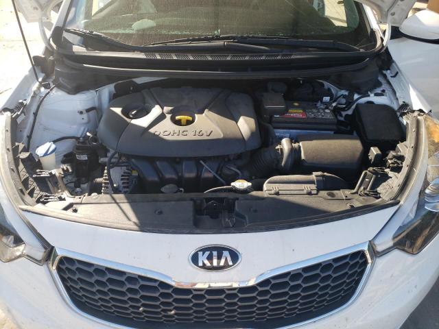 Photo 11 from auction – 2016 KIA FORTE LX with VIN KNAFK4A62G5459605