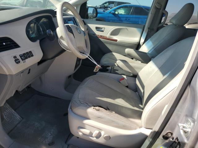 Photo 7 from auction – 2013 TOYOTA SIENNA XLE with VIN 5TDYK3DC7DS331972