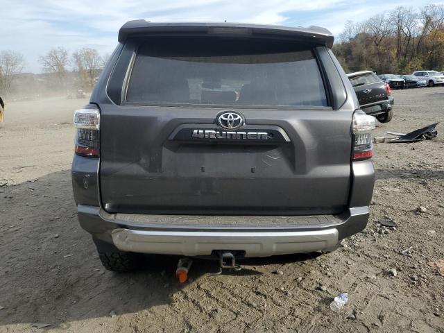 Photo 6 from auction – 2019 TOYOTA 4RUNNER SR with VIN JTEBU5JR0K5622588