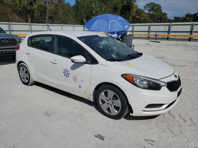 Photo 4 from auction – 2016 KIA FORTE LX with VIN KNAFK5A87G5652971
