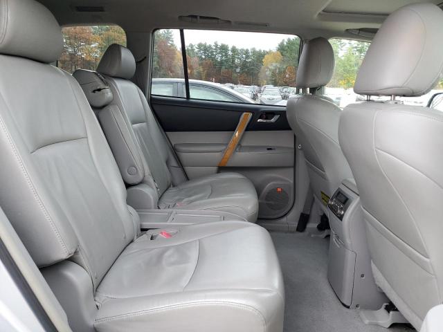 Photo 11 from auction – 2008 TOYOTA HIGHLANDER with VIN JTEEW44A882008650
