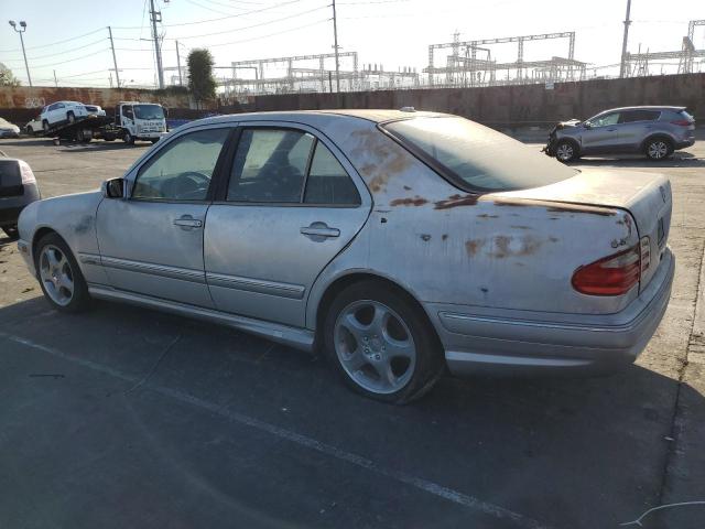 Photo 2 from auction – 2000 MERCEDES-BENZ E 430 with VIN WDBJF70JXYB130192