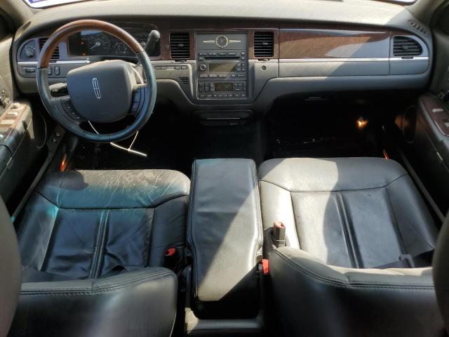 Photo 8 from auction – 2011 LINCOLN TOWN CAR S with VIN 2LNBL8CV3BX759781