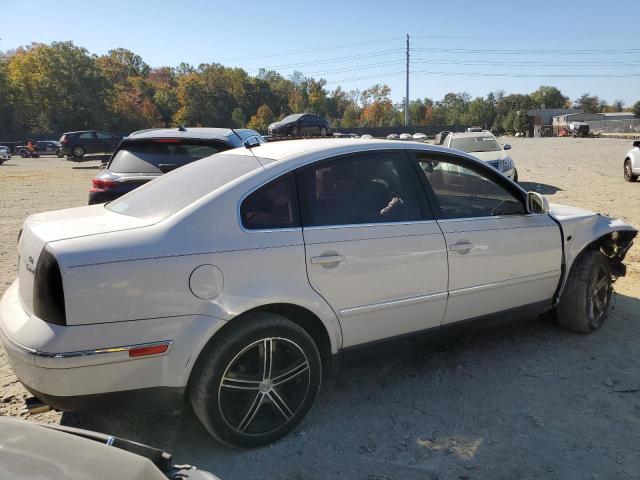 Photo 3 from auction – 2004 VOLKSWAGEN PASSAT GLX with VIN WVWTH63B64P253228