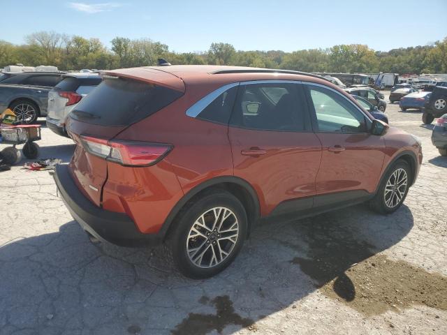 Photo 3 from auction – 2020 FORD ESCAPE SEL with VIN 1FMCU0H65LUB04115