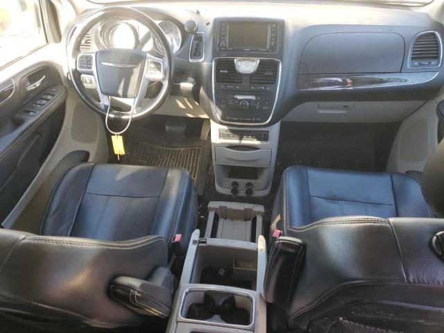Photo 8 from auction – 2012 CHRYSLER TOWN & COU with VIN 2C4RC1CG0CR143988