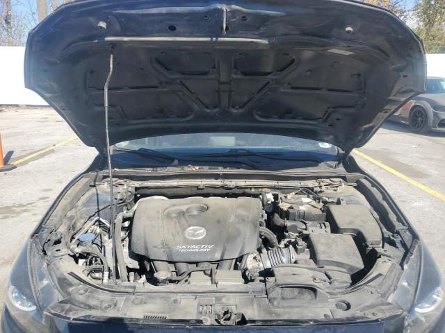 Photo 11 from auction – 2018 MAZDA 3 with VIN 3MZBN1U72JM245319