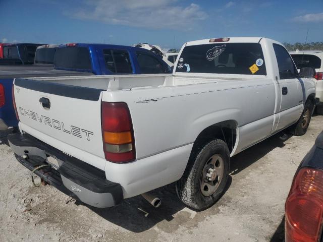 Photo 3 from auction – 2000 CHEVROLET SILVERADO with VIN 1GCEC14W5YE266646