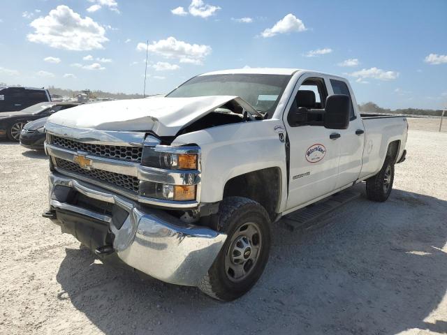 CHEVROLET SILVERADO 2019 with VIN 2GC2KREG4K1109050 - Photo from auction