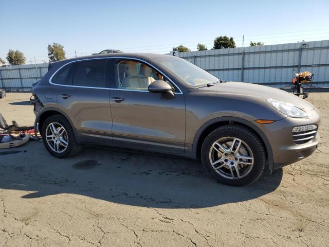 Photo 4 from auction – 2012 PORSCHE CAYENNE S with VIN WP1AB2A29CLA42162