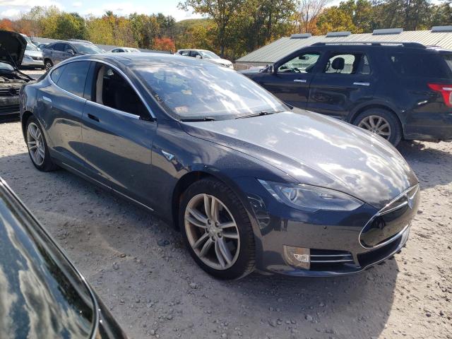 Photo 4 from auction – 2014 TESLA MODEL S with VIN 5YJSA1H19EFP40521