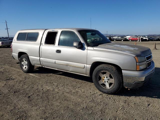 Снимка 4 от търг – 2006 CHEVROLET SILVERADO с VIN 1GCEC19T26Z186189