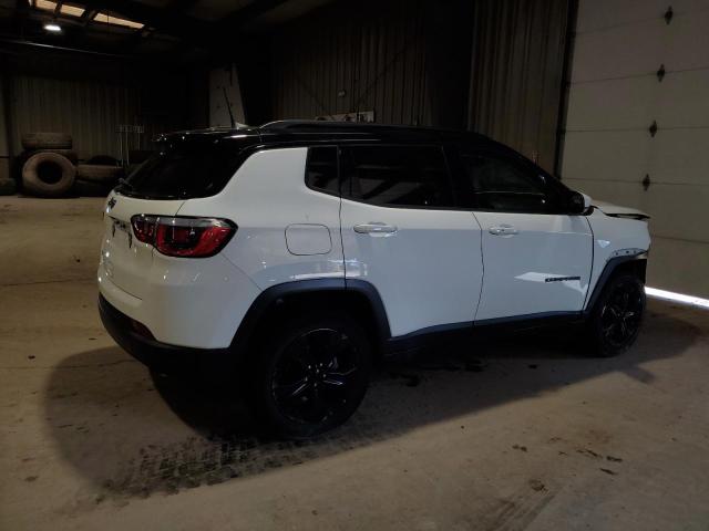 Photo 3 from auction – 2018 JEEP COMPASS LA with VIN 3C4NJDBB2JT298841