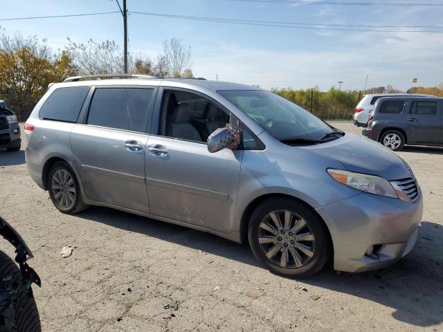 Photo 4 from auction – 2011 TOYOTA SIENNA XLE with VIN 5TDYK3DCXBS032733