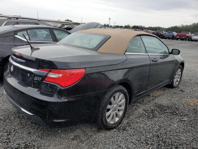 Photo 3 from auction – 2013 CHRYSLER 200 TOURIN with VIN 1C3BCBEB4DN531706