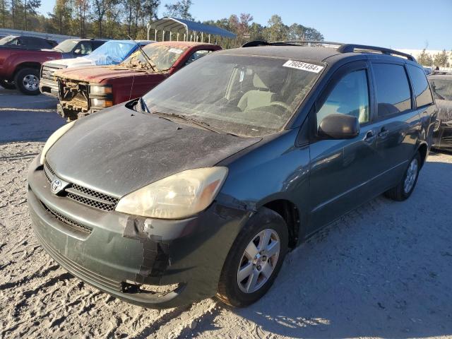 TOYOTA SIENNA 2004 with VIN 5TDZA23C24S100979 - Photo from auction