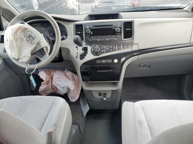 Photo 8 from auction – 2014 TOYOTA SIENNA LE with VIN 5TDKK3DC8ES407707
