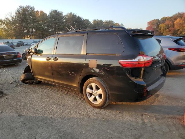 Photo 2 from auction – 2015 TOYOTA SIENNA LE with VIN 5TDKK3DC7FS553792