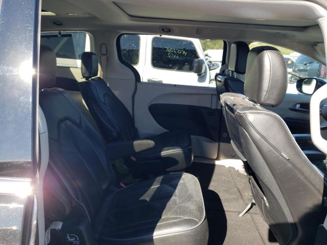 Photo 11 from auction – 2018 CHRYSLER PACIFICA L with VIN 2C4RC1GG4JR100651