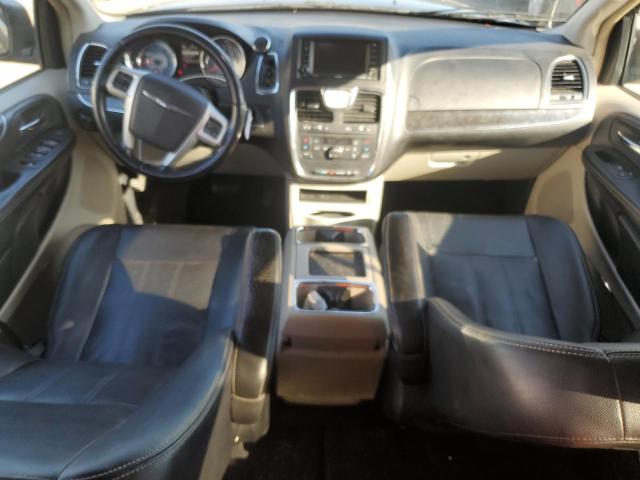 Photo 8 from auction – 2015 CHRYSLER TOWN & COU with VIN 2C4RC1CG2FR595008