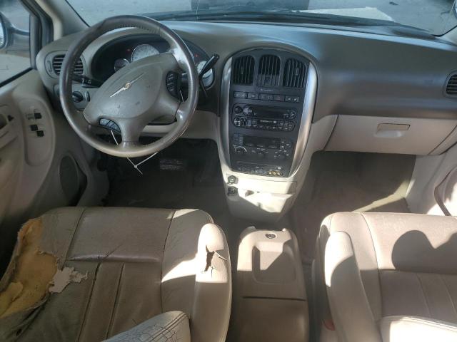 Photo 8 from auction – 2005 CHRYSLER TOWN & COU with VIN 2C4GP54L95R511635