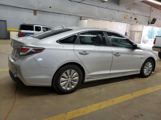 Photo 3 from auction – 2016 HYUNDAI SONATA HYB with VIN KMHE24L16GA015534