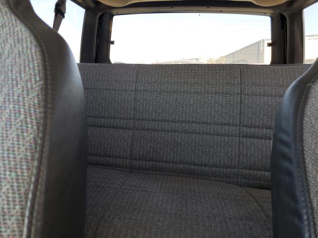 Foto 10 de la subasta – 2001 JEEP CHEROKEE S con VIN 1J4FF48S91L596418