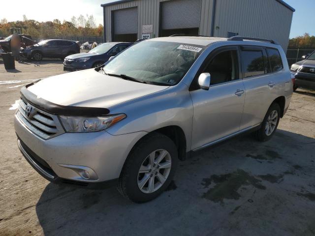 TOYOTA HIGHLANDER 2012 with VIN 5TDBK3EH8CS129804 - Photo from auction