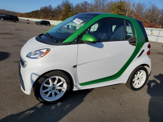 SMART FORTWO 2016 con VIN WMEEJ9AA7GK842929 - Foto de la subasta