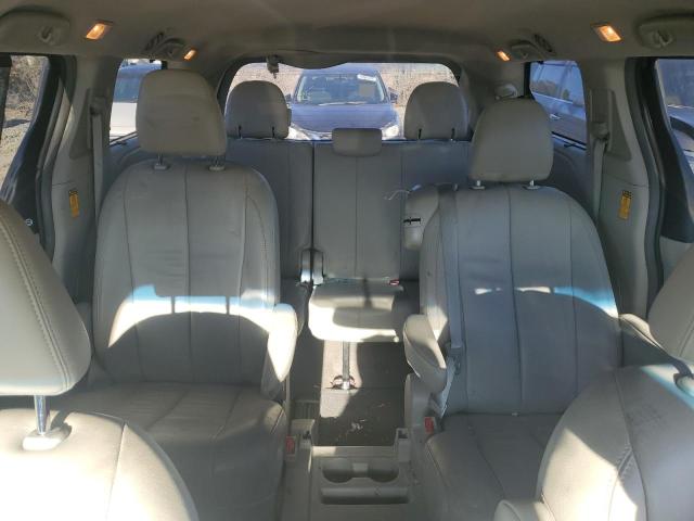 Photo 10 from auction – 2014 TOYOTA SIENNA XLE with VIN 5TDYK3DC5ES414849