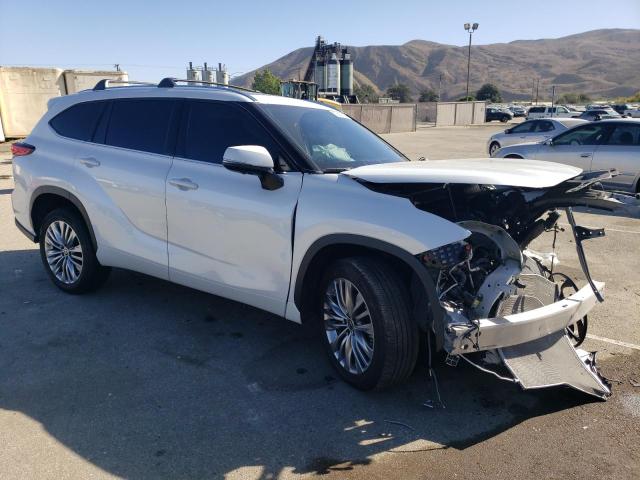Foto 4 de la subasta – 2023 TOYOTA HIGHLANDER con VIN 5TDKDRAH3PS509237