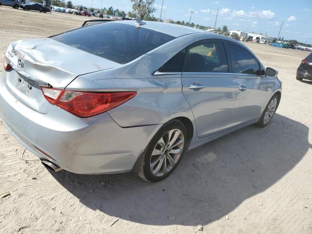 Photo 3 from auction – 2011 HYUNDAI SONATA SE with VIN 5NPEC4AC8BH137397