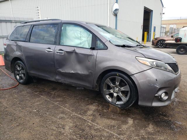 Photo 4 from auction – 2016 TOYOTA SIENNA SE with VIN 5TDXK3DC4GS737899