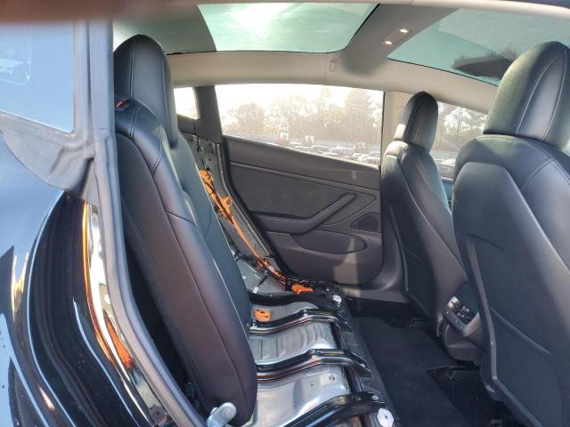 Photo 10 from auction – 2018 TESLA MODEL 3 with VIN 5YJ3E1EA2JF018685